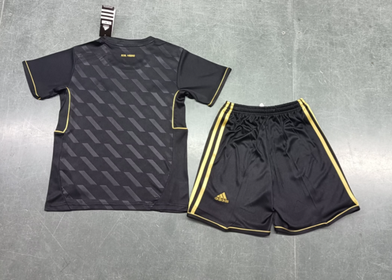 11/12 Retro Real Madrid Away Football Shirt Kids Size Suit