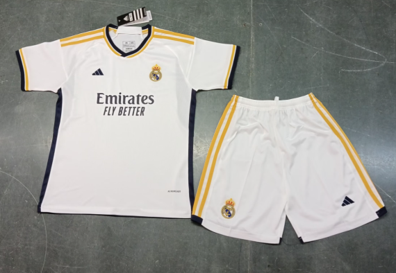 23/24 Real Madrid Home Football Shirt Kids Size Suit