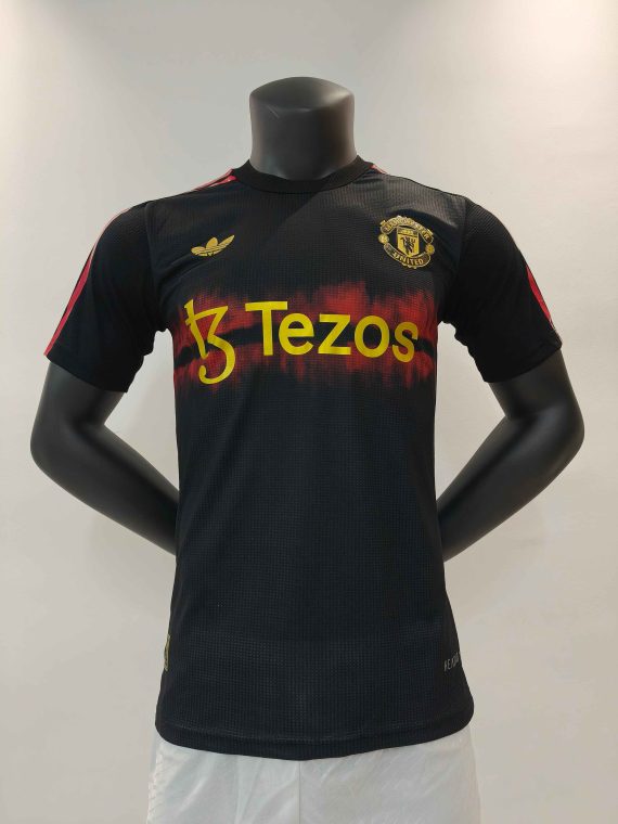24/25 Manchester United Black Snake Special Edition Football Shirt