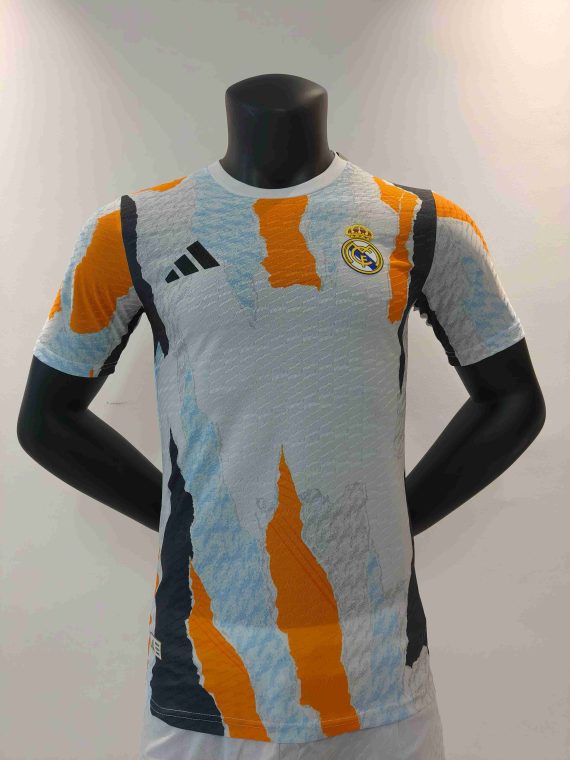 24/25 Real Madrid Training Football Shirt