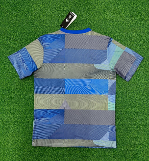 25/26 Real Madrid Training Football Shirt