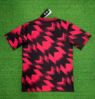25/26 Manchester United Red/Black Training Football Shirt