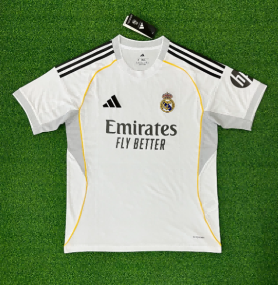 25/26 Real Madrid Home Football Shirt