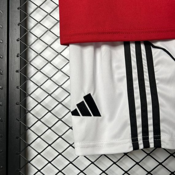 25/26 Manchester United Home Football Shirt Kids Size Suit