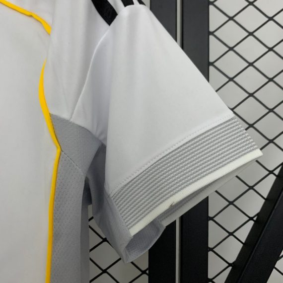 25/26 Women Real Madrid Home Football Shirt