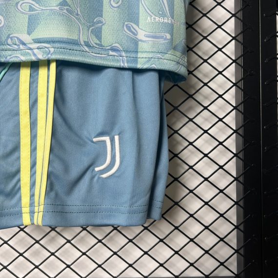 25/26 Juventus Away Football Shirt Kids Size Suit
