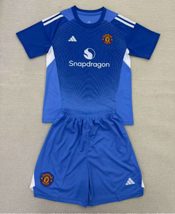 25/26 Manchester United Goalkeeper Football Shirt Kids Size Suit