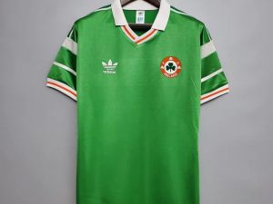 1988 Retro Ireland Home Football Shirt
