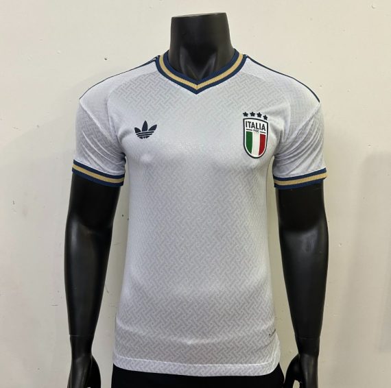 26/27 Player Version Italy Home Football Shirt