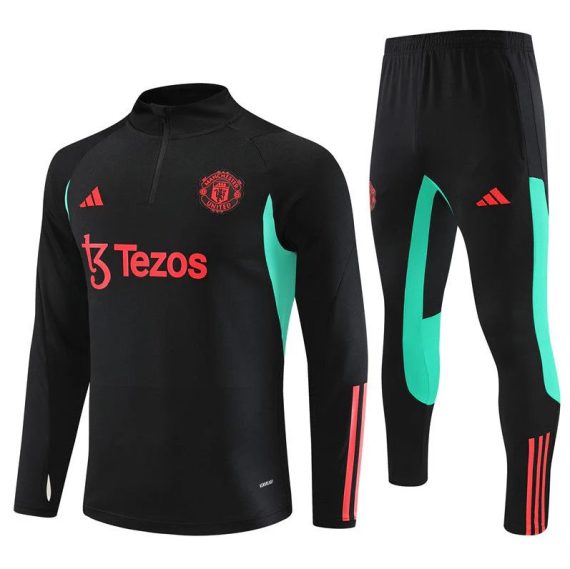 23/24 Manchester United Black Training Tracksuit