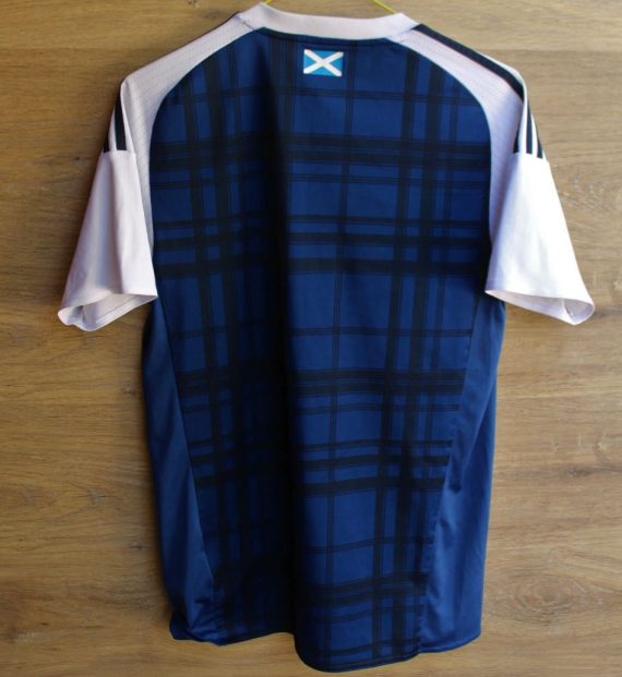 16/17 Retro Scotland Home Football Shirt