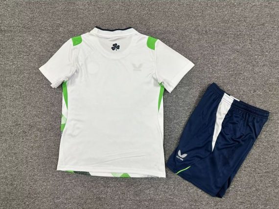 26/27 Ireland Away Football Shirt Kids Size Suit