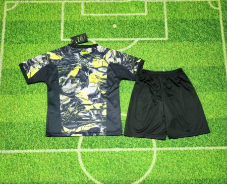 26/27 South Korea Goalkeeper Football Shirt Kids Size Suit