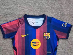 26/27 Barcelona Home Cropped Football Shirt