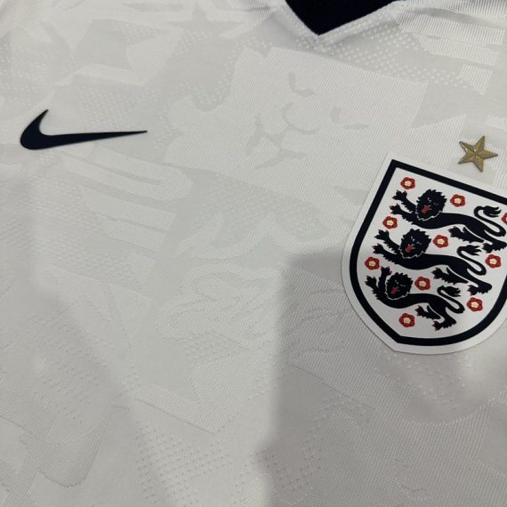 26/27 Player Version Long Sleeve England Home Football Shirt